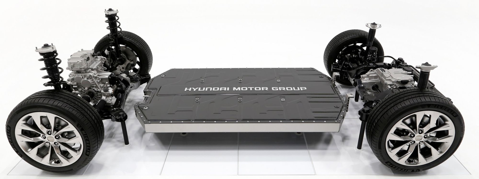 Hyundai E-GMP high-performance electric vehicle platform