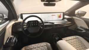Byton M Byte 72 kWh 2WD interior