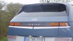 Hyundai IONIQ 5 Long Range 2WD exterior