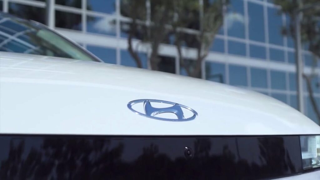 Hyundai IONIQ 5 Standard Range 2WD exterior