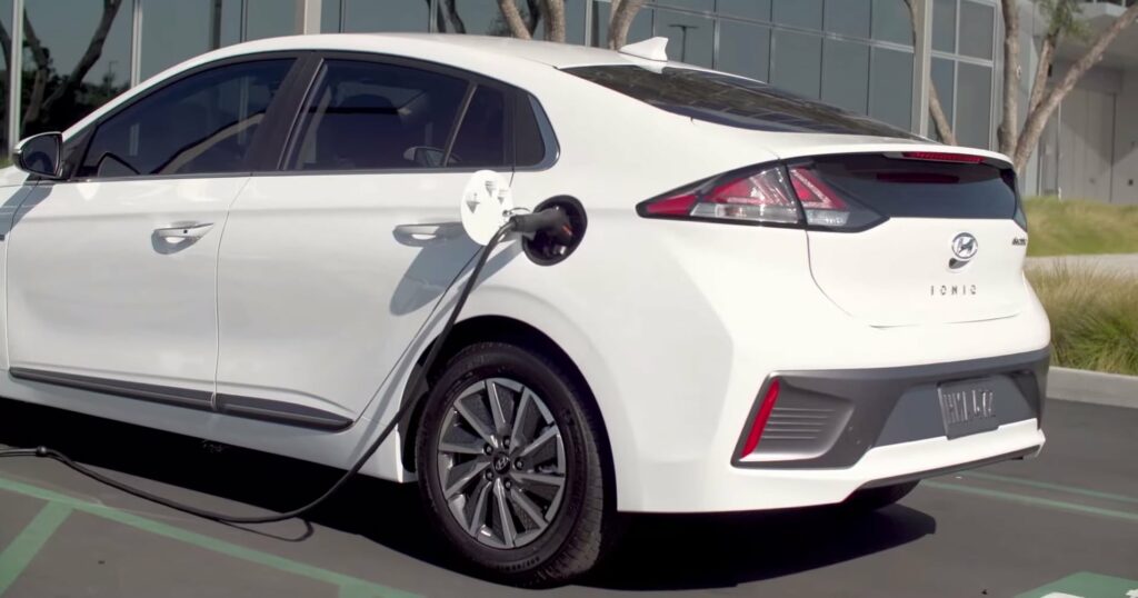 Hyundai IONIQ Electric exterior