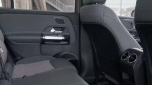 Mercedes EQB 350 4MATIC interior