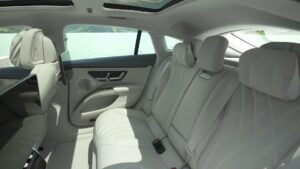 Mercedes EQS 580 4MATIC interior