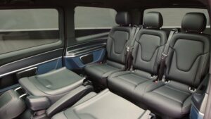 Mercedes EQV 300 Long interior