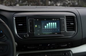 Peugeot e Traveller Long 50 kWh interior