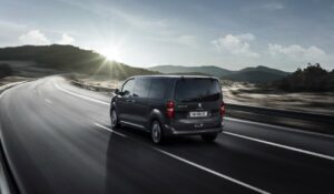 Peugeot e Traveller Long 75 kWh exterior