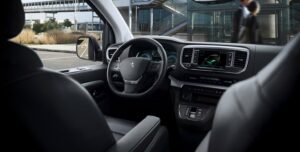 Peugeot e-Traveller Standard 50kWh interior
