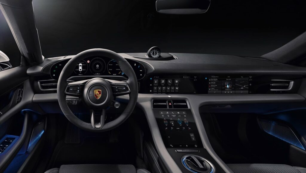 Porsche Taycan 4S Plus interior