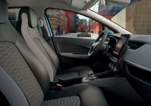 Renault Zoe ZE50 R135 interior