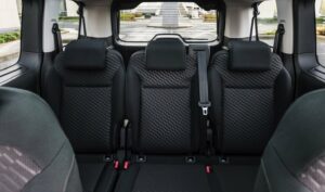 Toyota PROACE Verso L 75 kWh interior