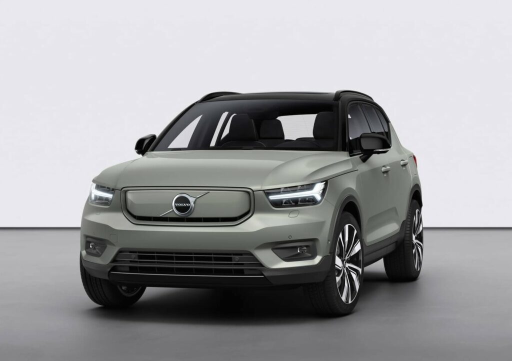 Volvo XC40 Recharge Twin Pure Electric exterior