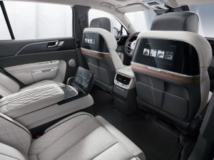 Hongqi E-HS9 84 kWh interior