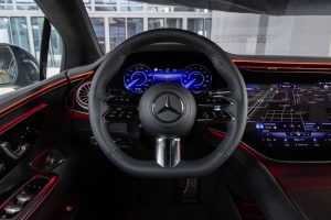 Mercedes EQE 500 4MATIC interior