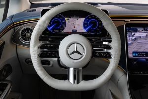Mercedes EQE 300 interior