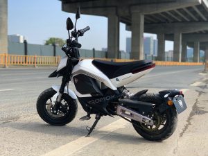 Motocicleta Tromox Mino