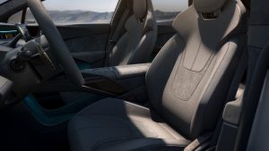 Lotus_Eletre_interior