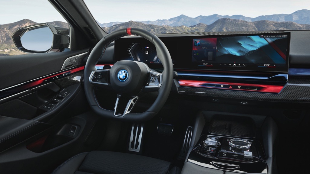 BMW_i5_M60_xDrive_Sedan_interior
